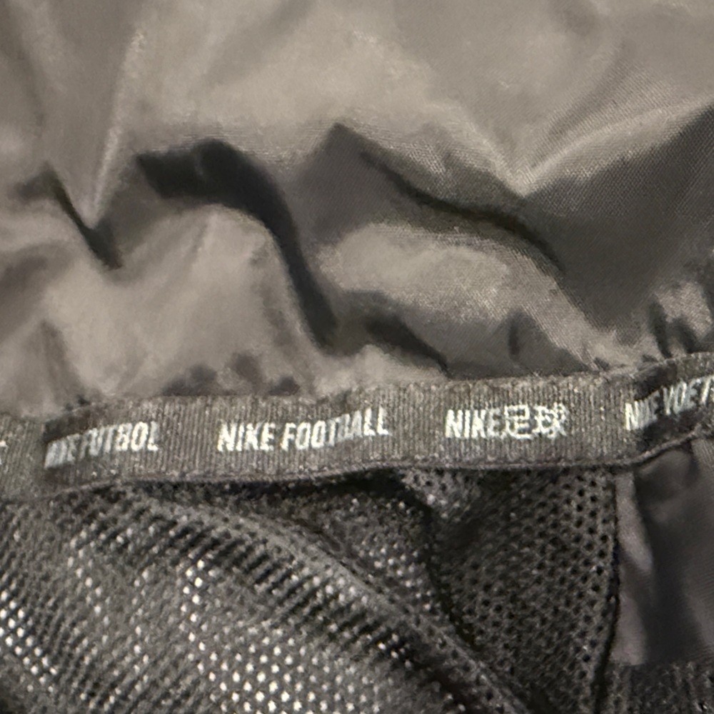 Nike Football Black Removable Hooded Jacket Youth Sz M - Picture 4 of 5